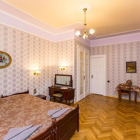 Mover Retro Apartment Львів Екстер'єр фото