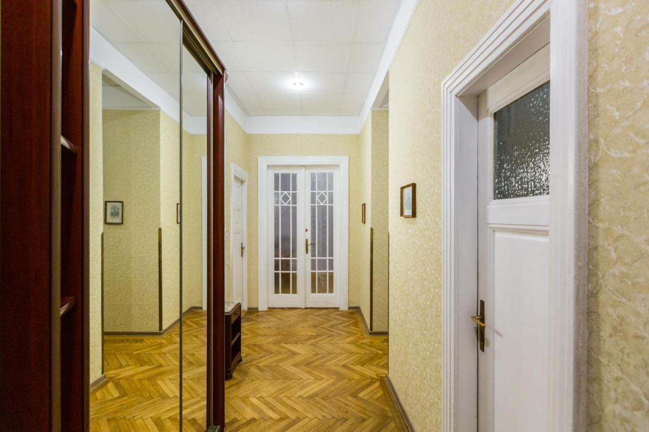 Mover Retro Apartment Львів Екстер'єр фото